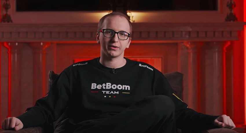 Игрок BetBoom Team по Dota 2 порекомендовал девушкам не включать голосовой чат